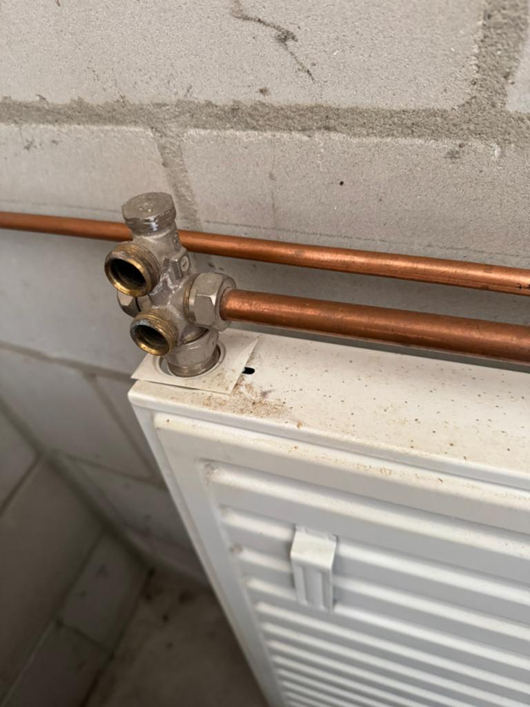 Radiator, Ophalen, 30 tot 80 cm, Gebruikt, Radiator