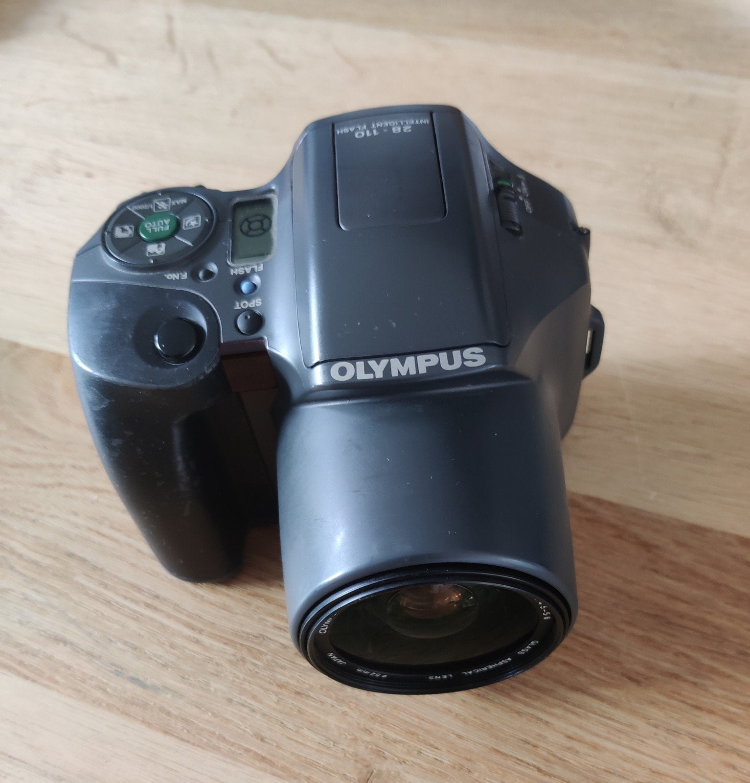 Olympus IS-10 spiegelreflexcamera met 28-110mm lens, Ophalen of Verzenden, Gebruikt, Spiegelreflex, Olympus