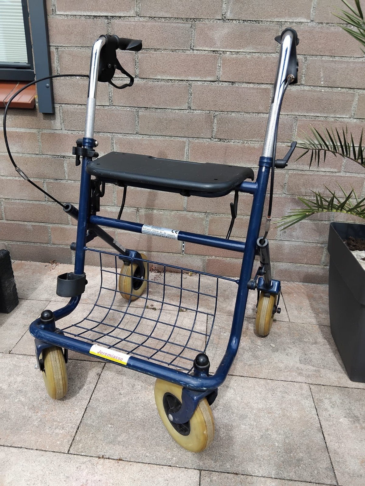 Rollator excel XL-30, Diversen, Rollators, Ophalen, Opvouwbaar, Gebruikt