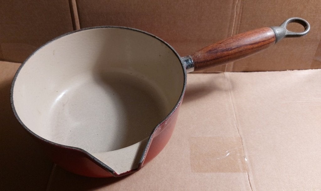 cousances / le creuset steelpan 18 cm, Ophalen of Verzenden, Gebruikt, Gietijzer, Kookpan of Snelkookpan