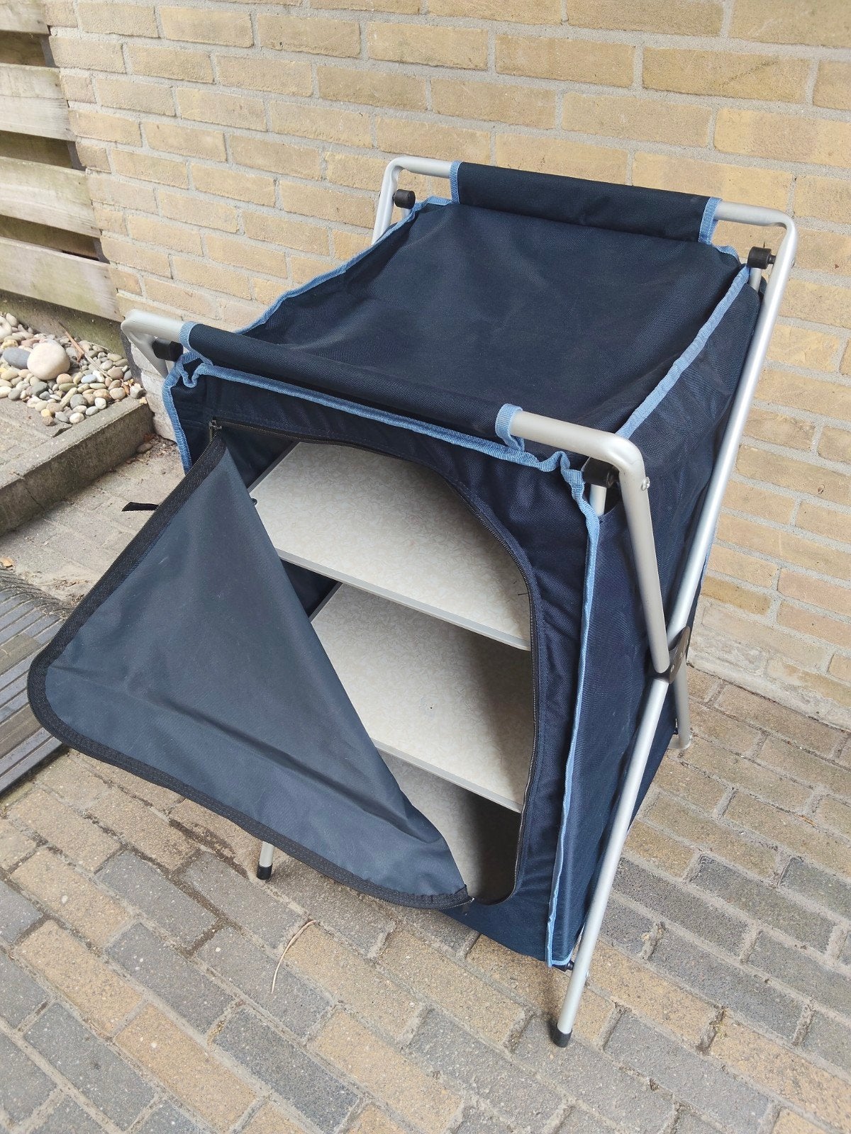 Opvouwbare camping kast met tafelblad - Handig en Compact, Ophalen, Zo goed als nieuw