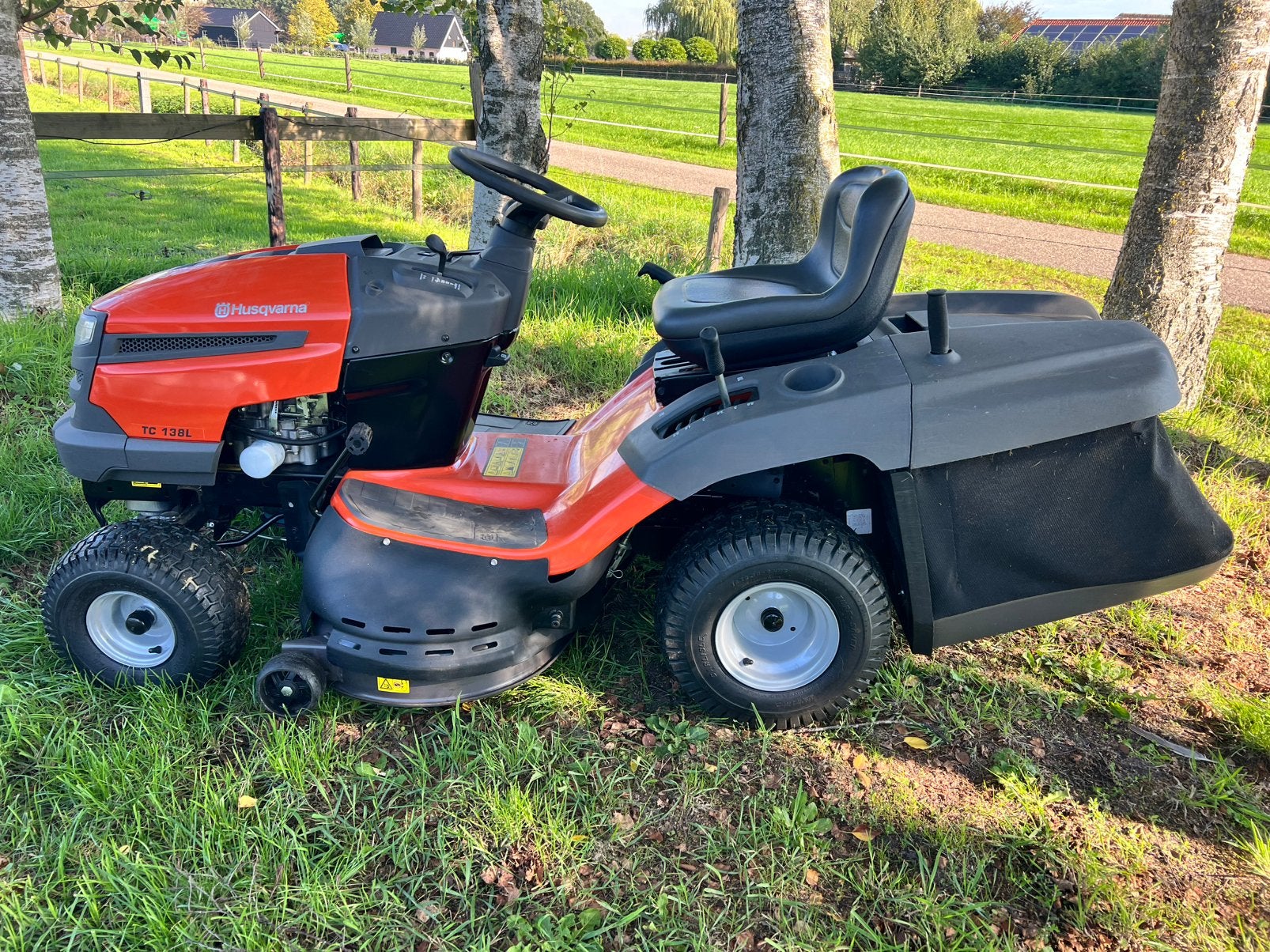 Husqvarna  TC138L Zitmaaier  bekijk video op @38LTtools, Ophalen, O, Tc138, Zo goed als nieuw