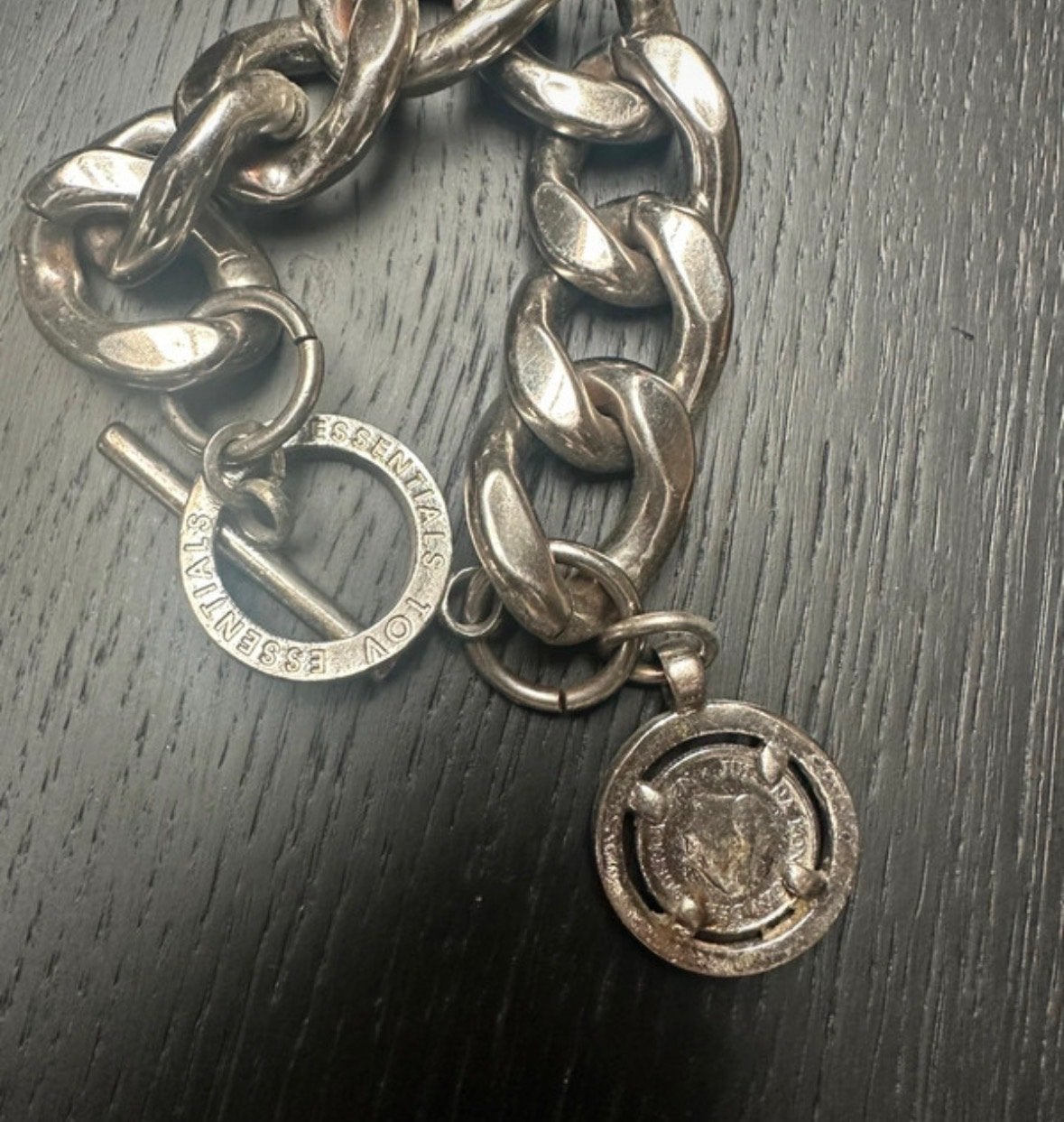 Tov armband met bedel, Sieraden, Tassen en Uiterlijk, Ophalen, Overige materialen, Gebruikt, Met bedels of kralen