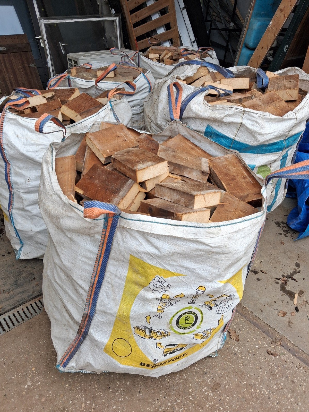 bigbags goed gevuld met brandhout 1m3, Tuin en Terras, Haardhout, Minder dan 3 m³, Ophalen