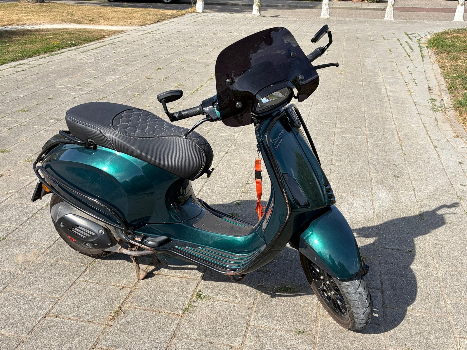 Vespa scooter met nieuwe teller - 23000 km, Fietsen en Brommers, Scooters | Vespa, Ophalen, Gebruikt, Overige modellen, Maximaal 45 km/u