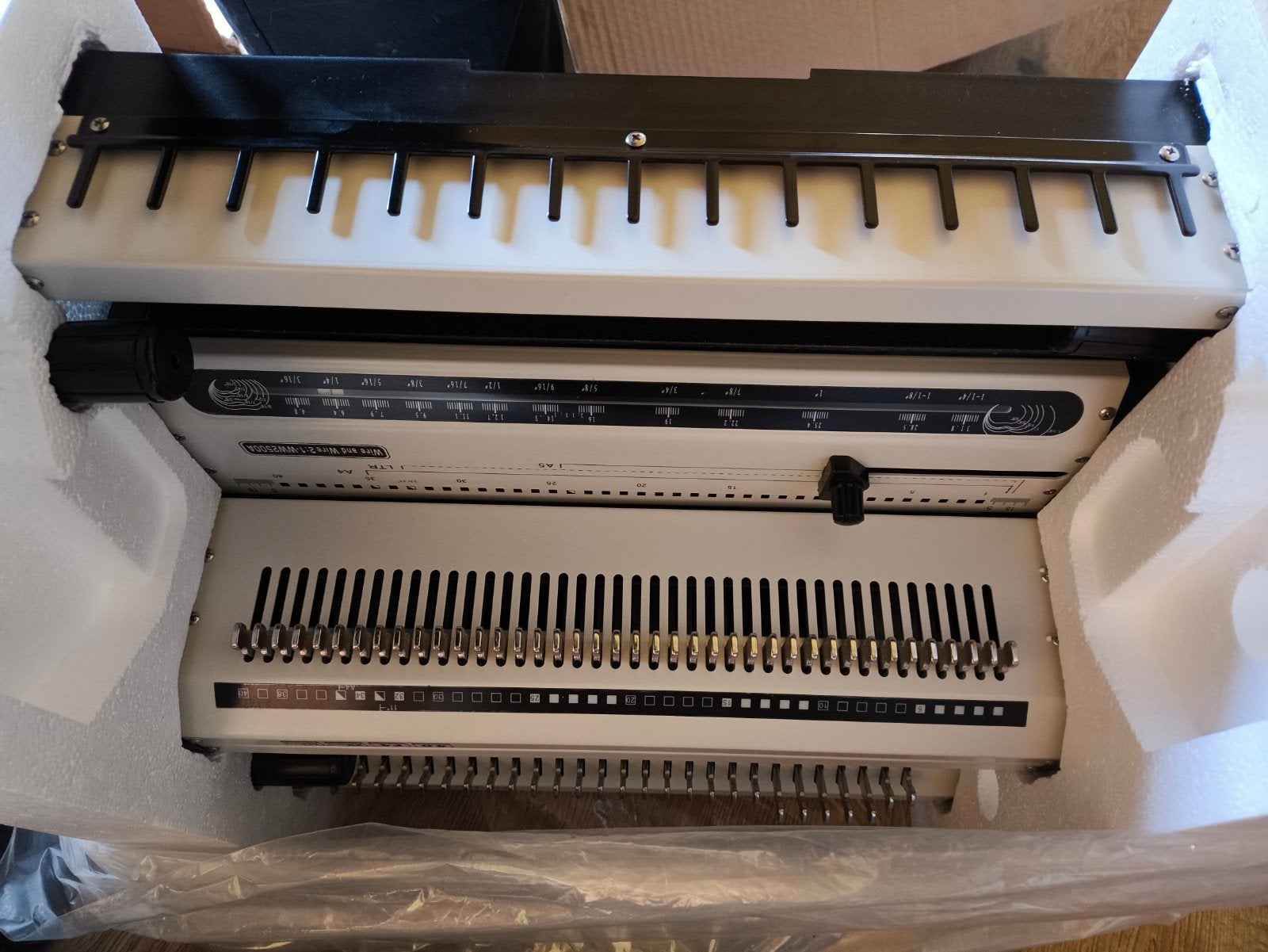 Multifunctionele Bindmachine voor Kantoor en School WW2500A, Ophalen