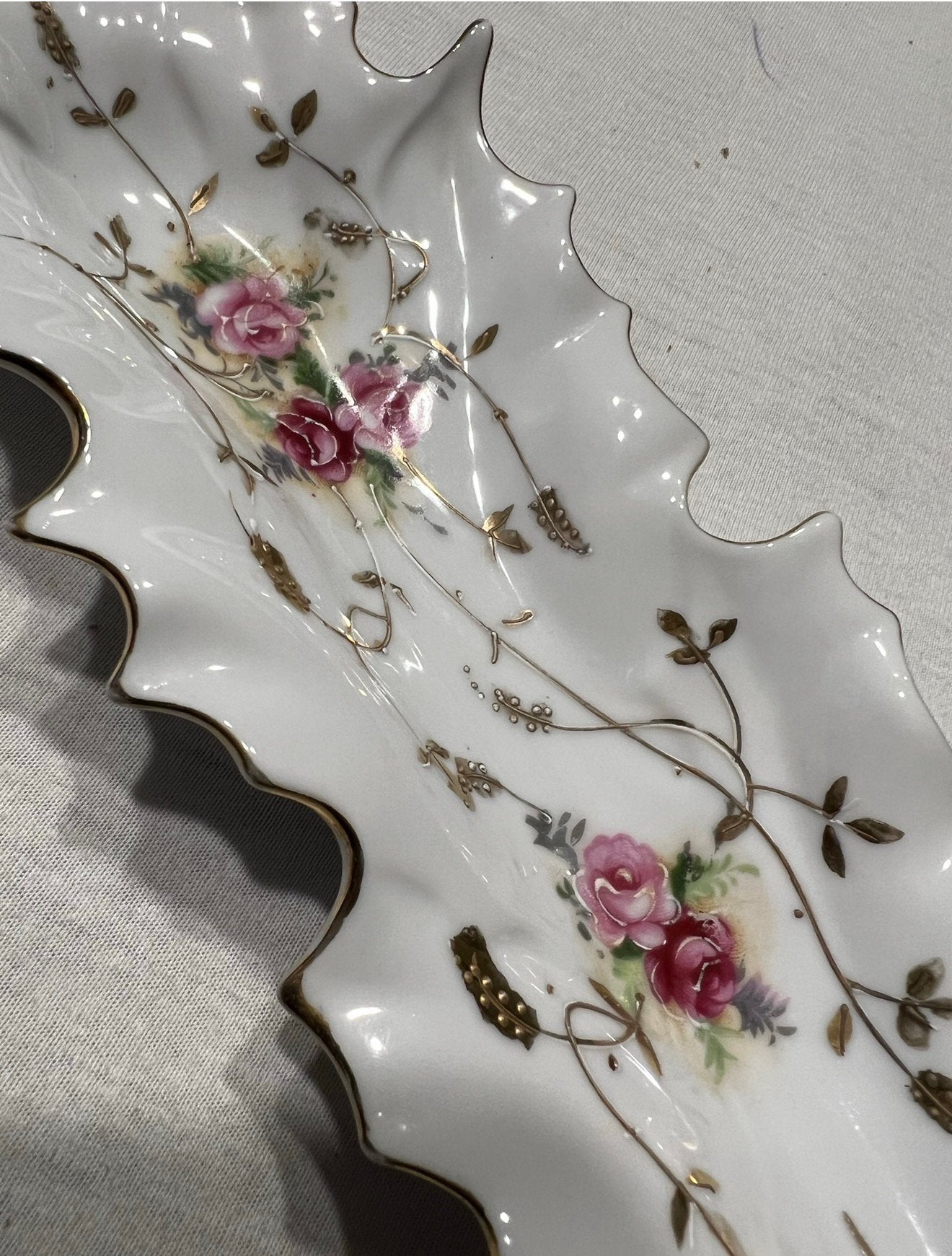 Leaf-Style Porselein schaal servies Gold-trimmed Japan Roses, Ophalen of Verzenden