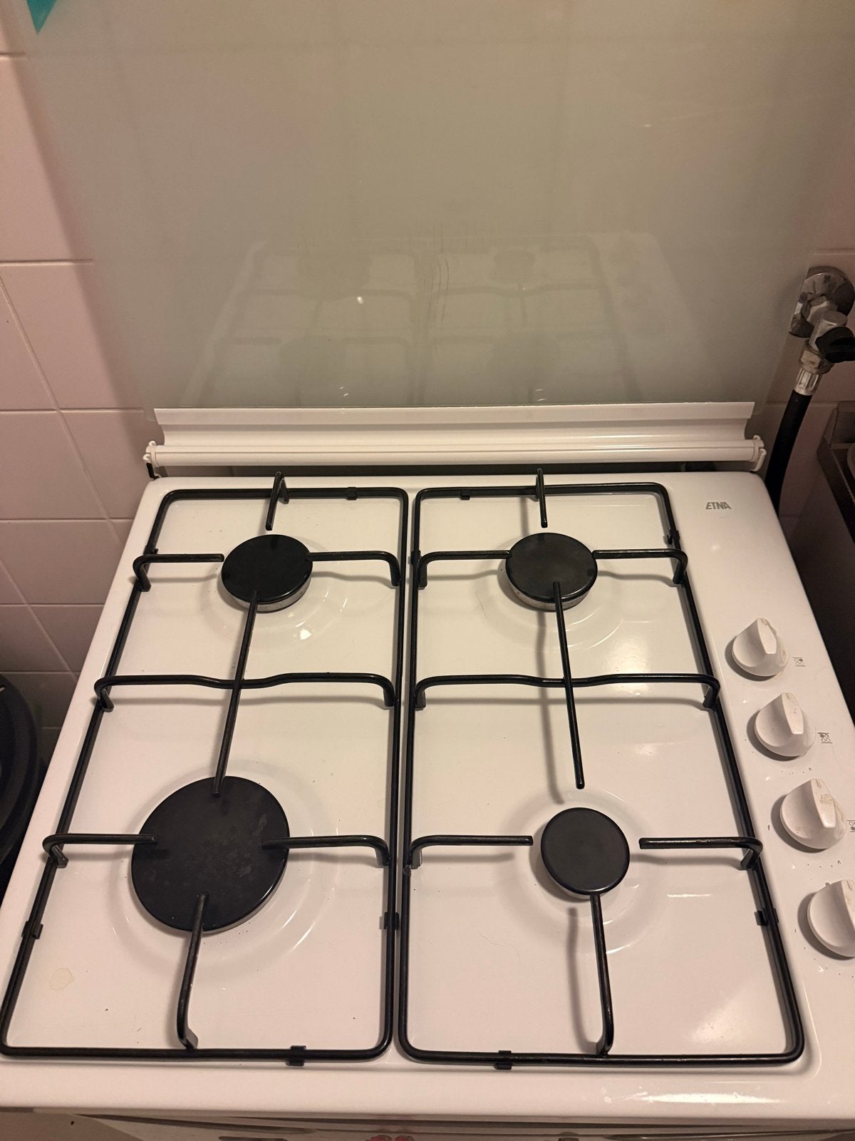 Etna gasfornuis met 4 kookzones en glazen afdekplaat, Ophalen, Gebruikt, 4 kookzones, Gas
