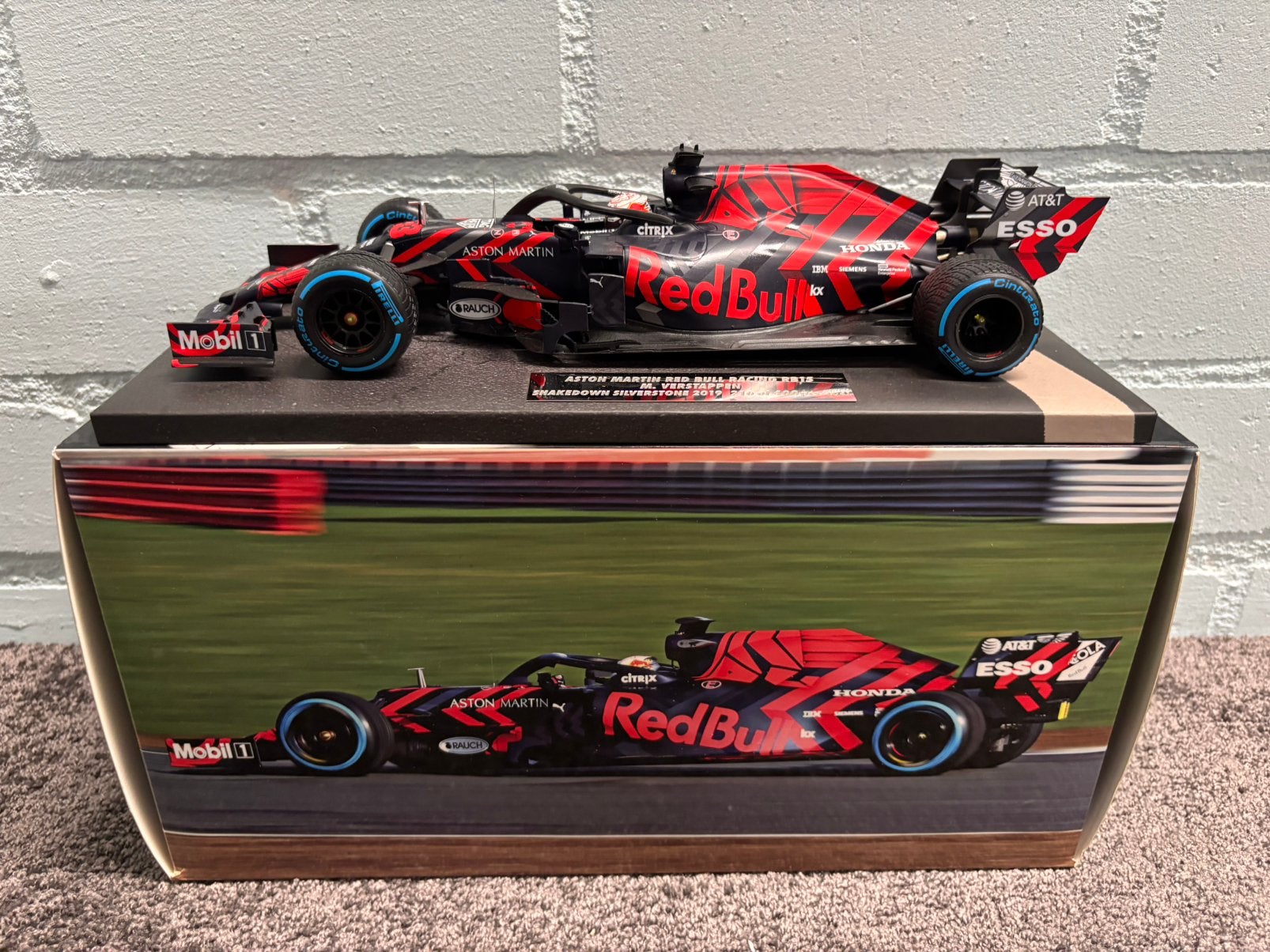 Max verstappen RB15 shakedown silverstone 2019 1:18 model, Ophalen of Verzenden, Zo goed als nieuw, Formule 1