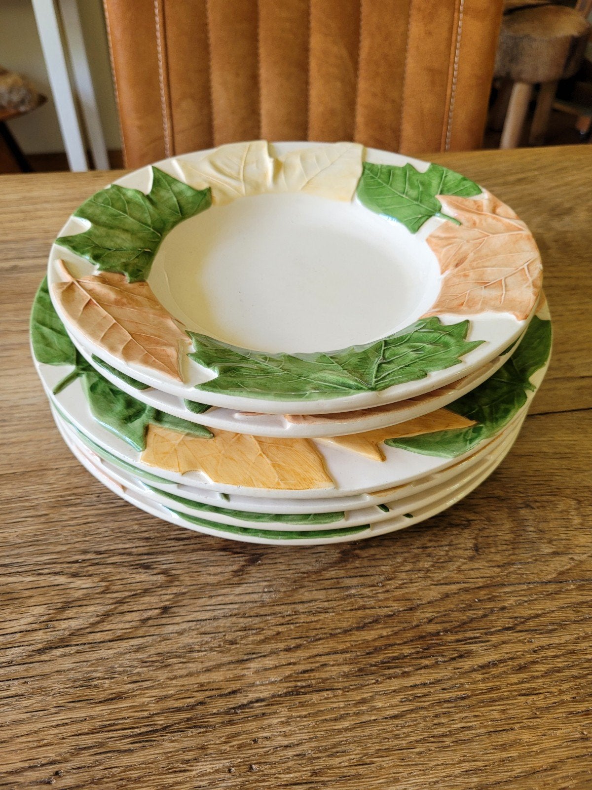 Bordallo Pinheiro majolica servies maple leaf ahornblad, Ophalen of Verzenden, Zo goed als nieuw, Bord(en), Overige stijlen