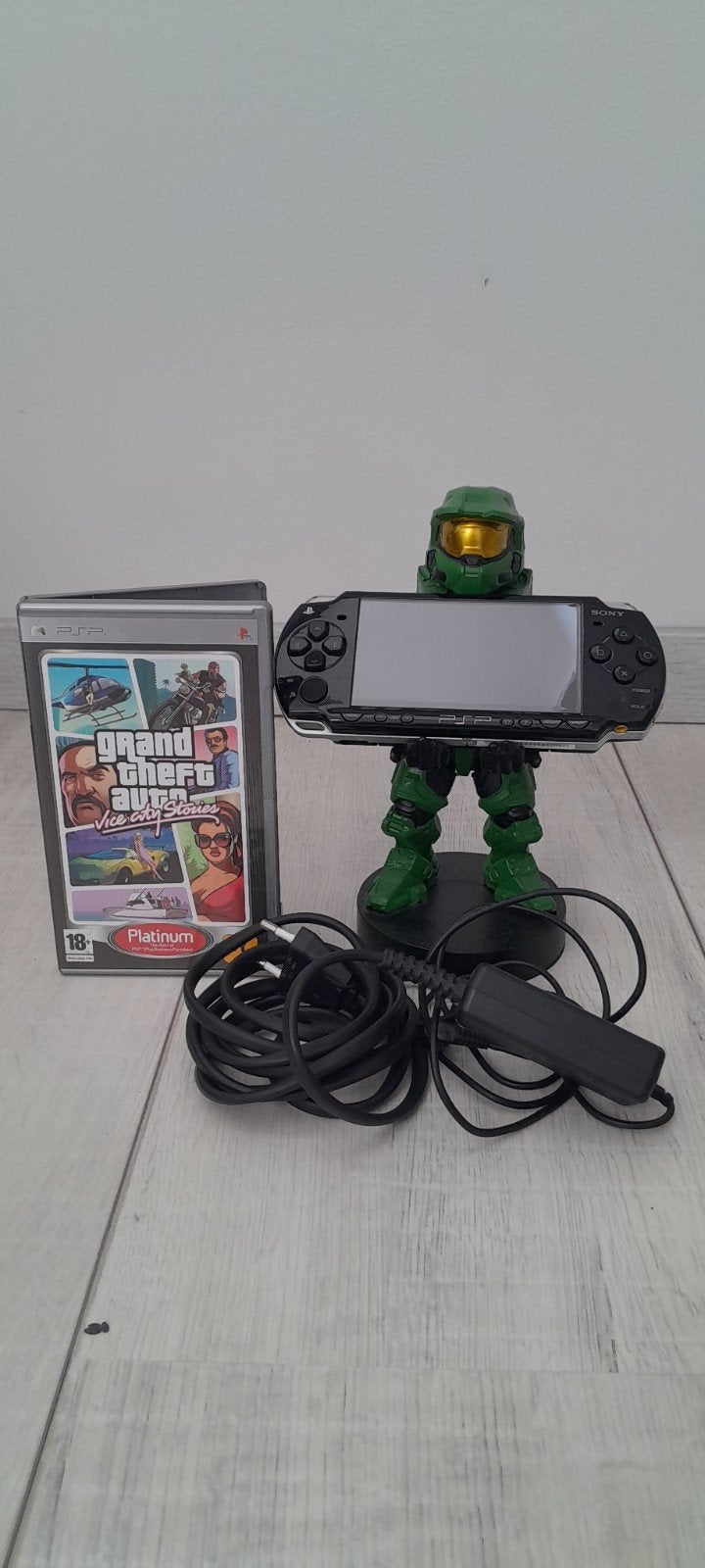 PSP met gta vice city stories, Ophalen, Met games, Zwart, Zo goed als nieuw