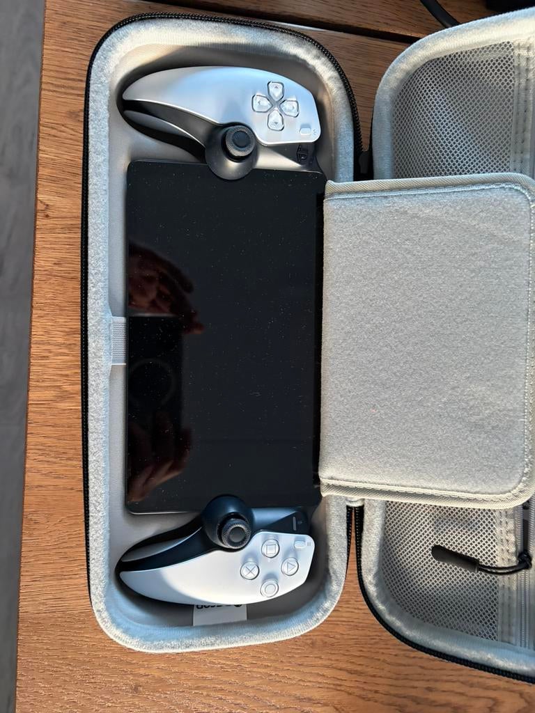 Sony PSP nieuwstaat, Spelcomputers en Games, Spelcomputers | Sony PSP, Ophalen of Verzenden, Zo goed als nieuw, Wit, PSP