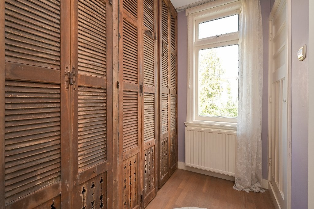 8 Antieke houten deuren/luiken in goede staat, Gebruikt, Minder dan 80 cm, 215 cm of meer, Overige typen