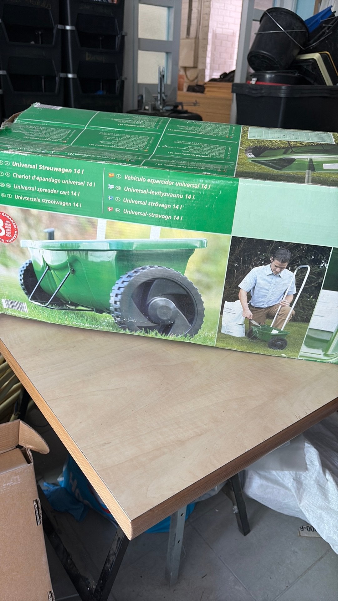 Strooiwagentje mest en kalk, Ophalen, Zo goed als nieuw, Minder dan 20 cm
