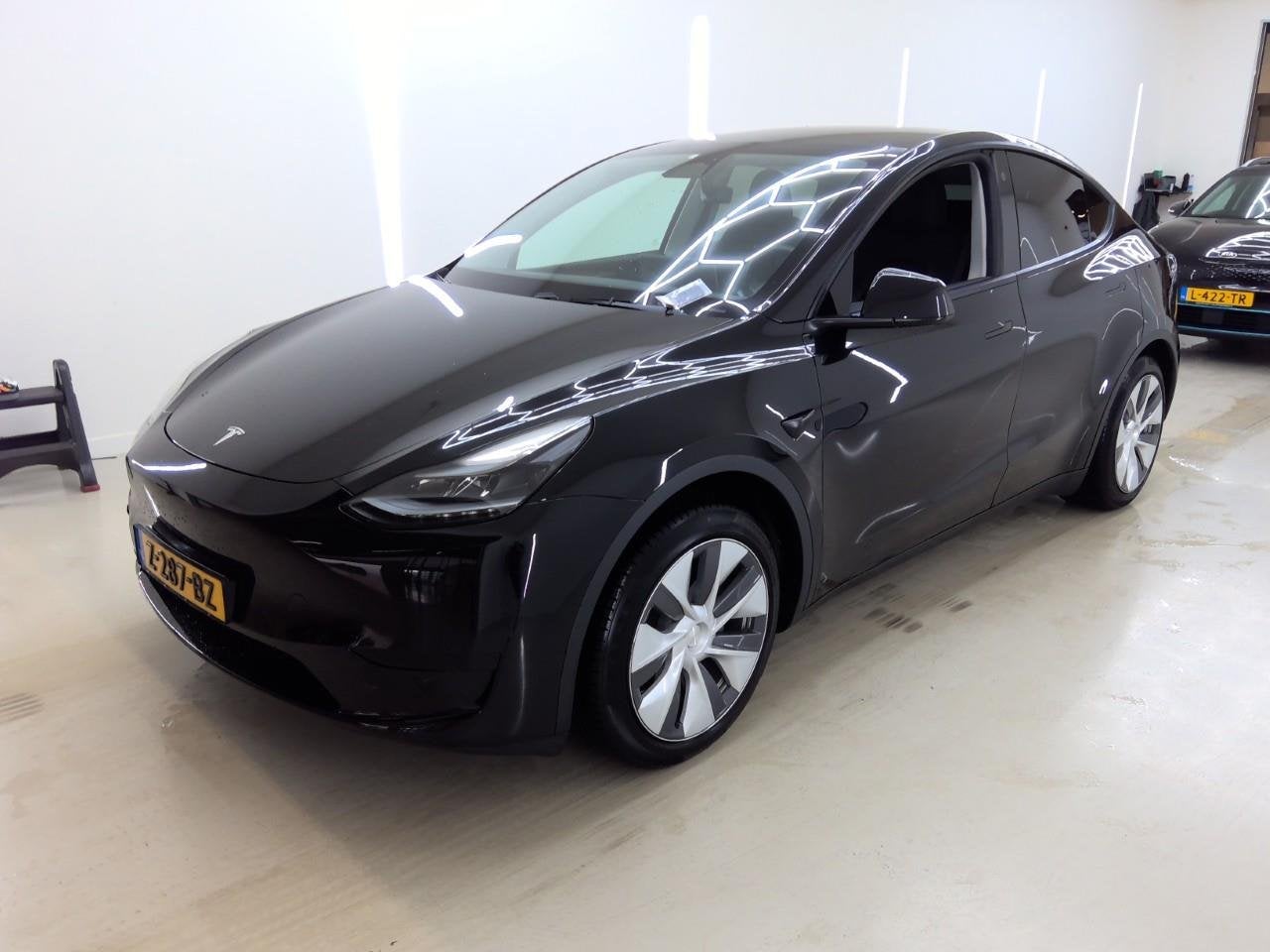 Tesla Model Y Standard RWD Plus 351pk 94.2% SoH [ TREKHAAK+R, Automaat, Gebruikt, Zwart, Zwart