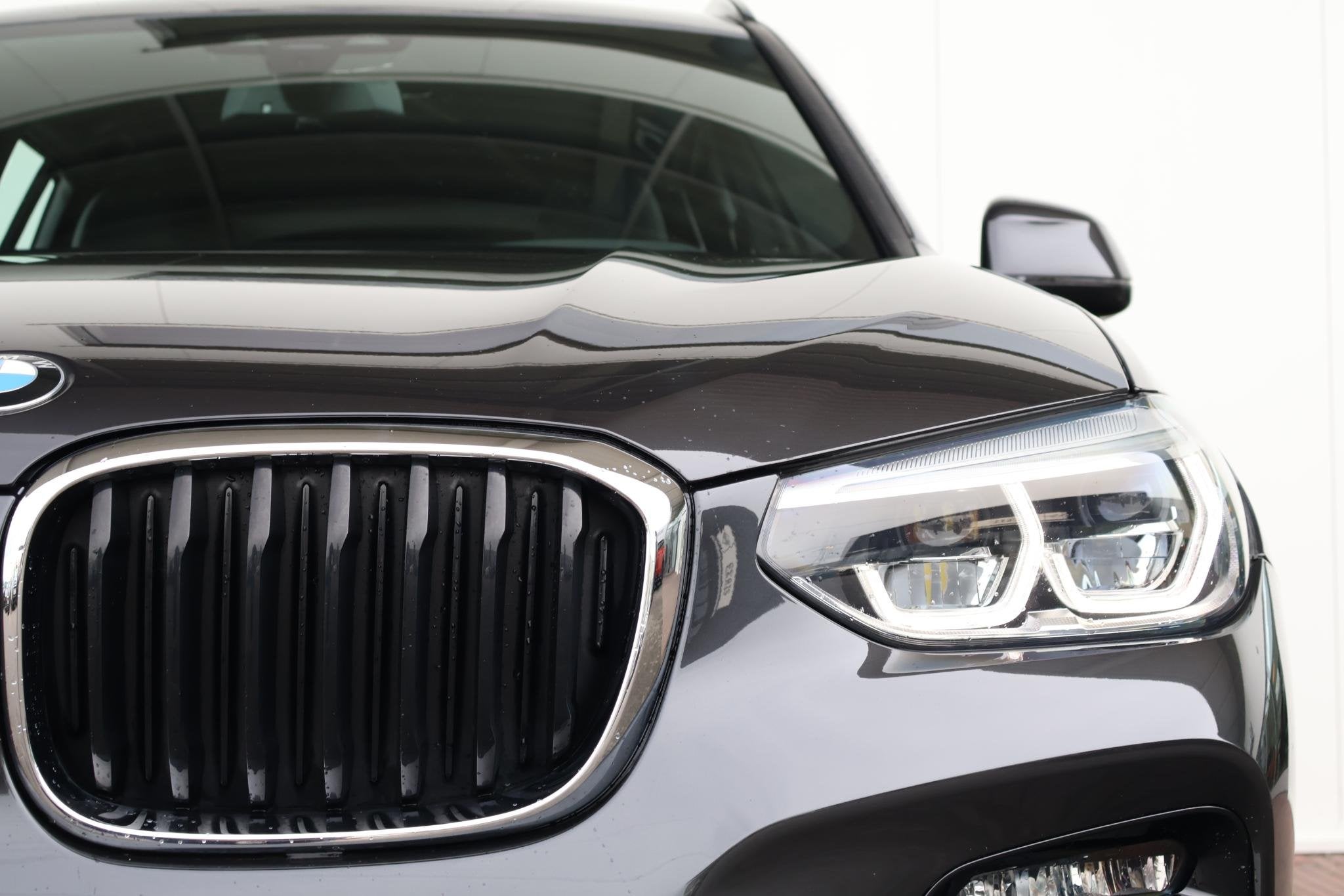 BMW X3 xDrive20i High Executive / M-Sport Pakket / Stuur & S, Auto's, 4 cilinders, Leder, Bedrijf, Vierwielaandrijving