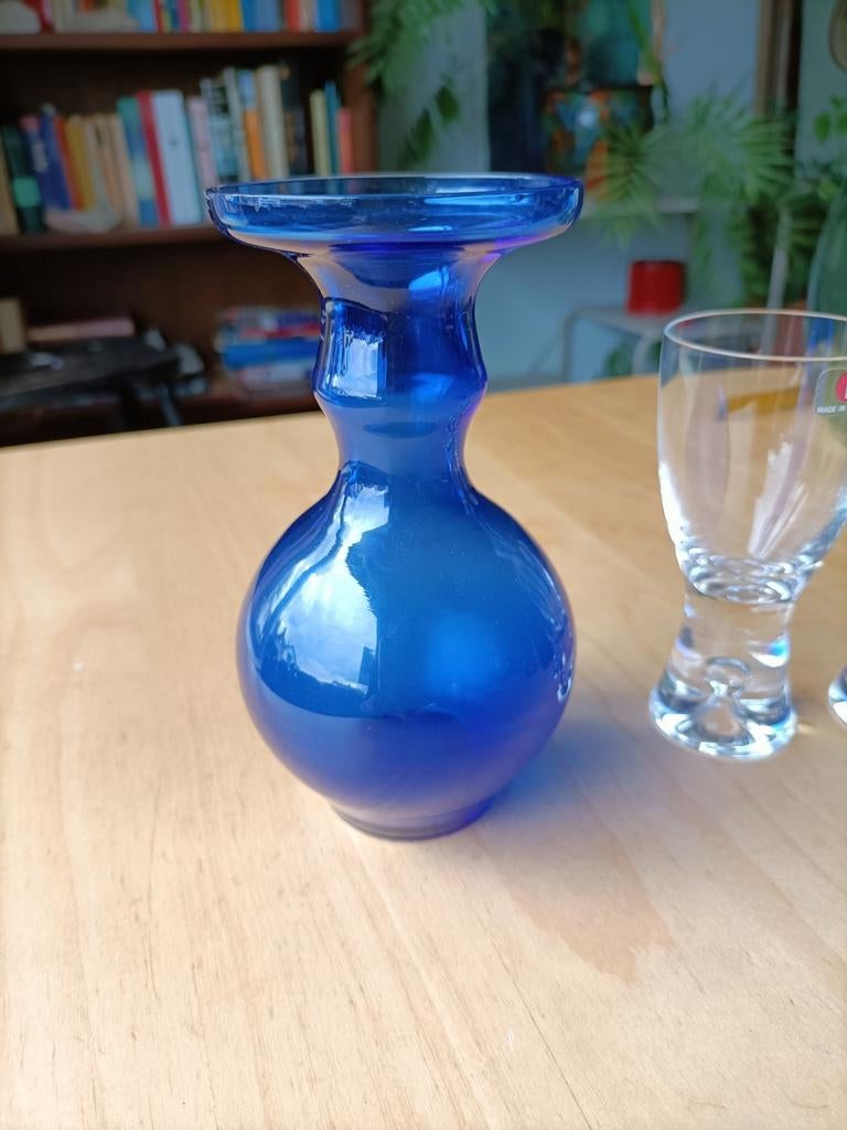 Vintage kobaltblauw vaasje Finland, Ophalen of Verzenden