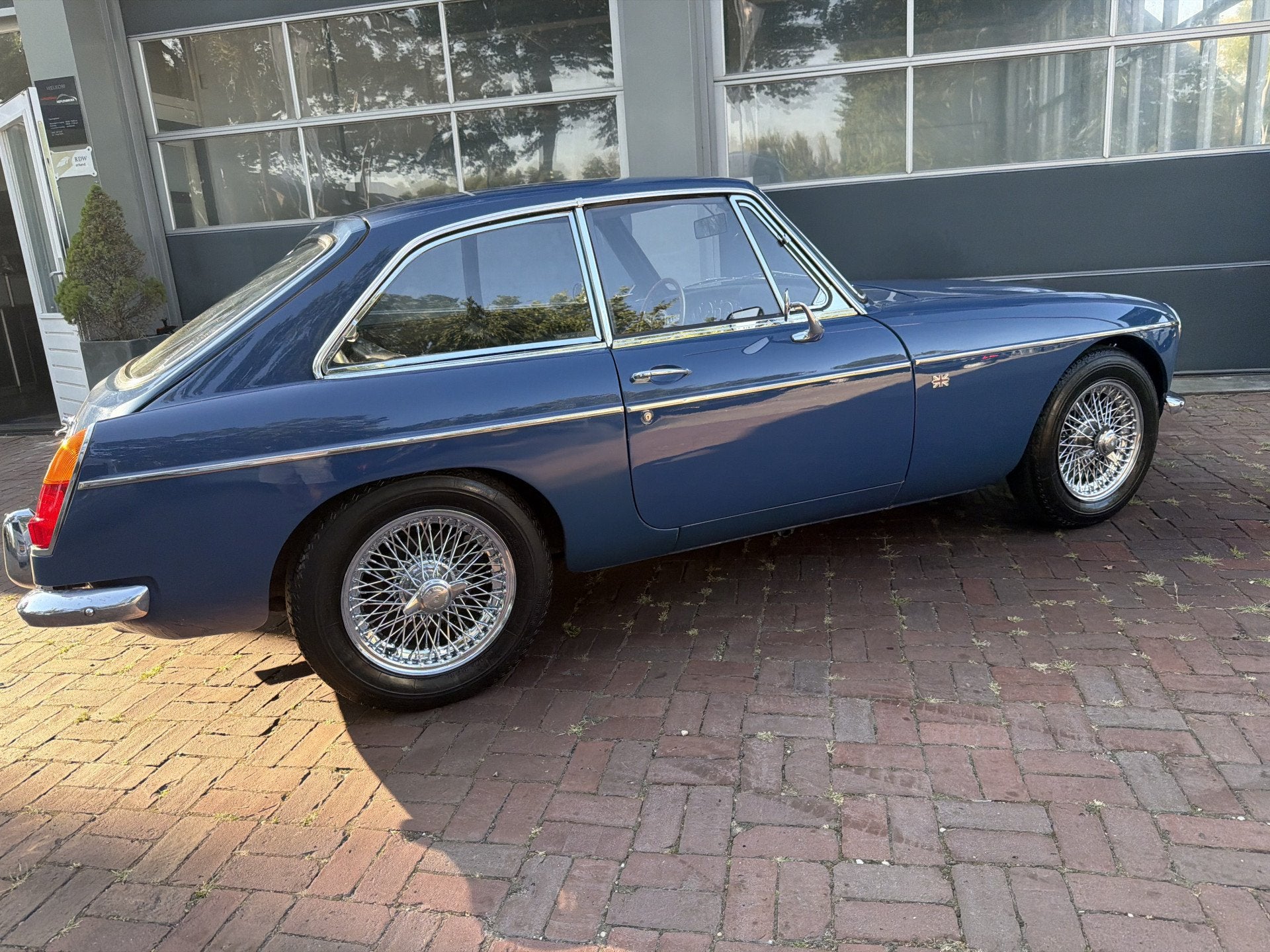 MG C-GT uit 1969 Uniek exemplaar moet gezien worden, Auto's, Lederen bekleding, Zwart, Leder, Bedrijf