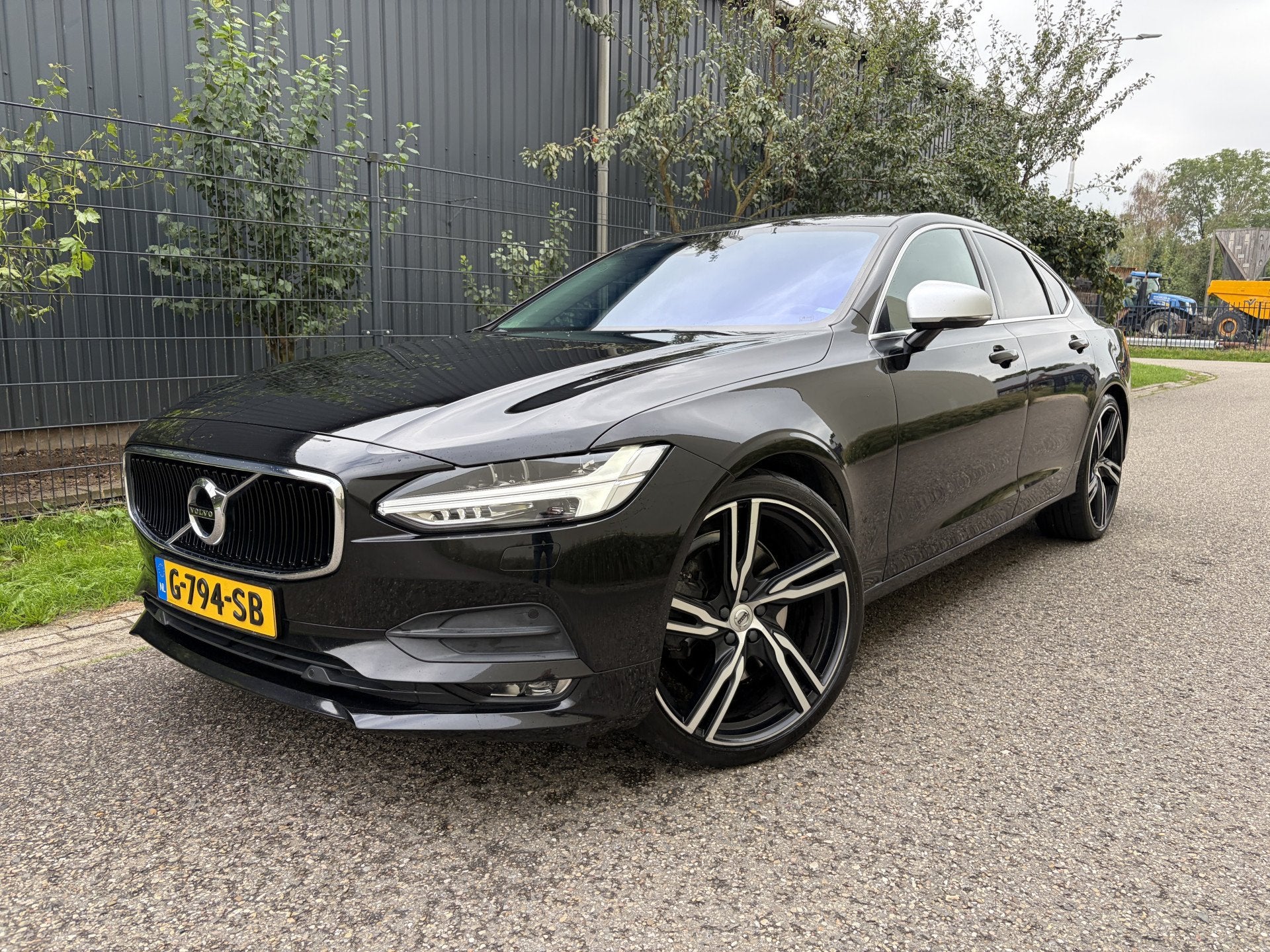Volvo S90 2.0 T4 R-Design / AUTOMAAT / LEER / MEMORY / 167dk, Auto's, 15 km/l, Euro 6, 1969 cc, Zwart