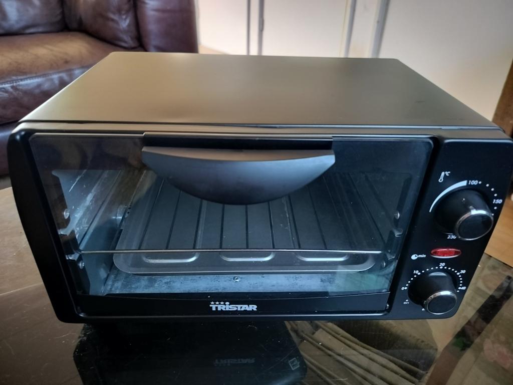 Tristar oventje, nieuw

Hij is 1 keer gebruikt, Witgoed en Apparatuur, Ovens, Ophalen, Zo goed als nieuw, Minder dan 45 cm