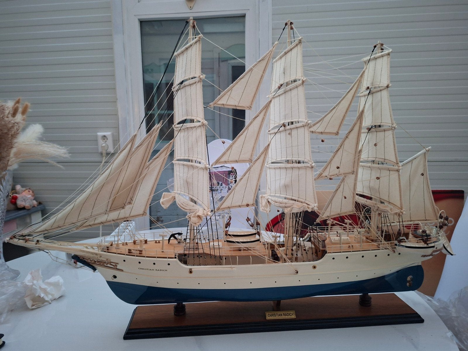 christian radich schip, Ophalen, Zo goed als nieuw