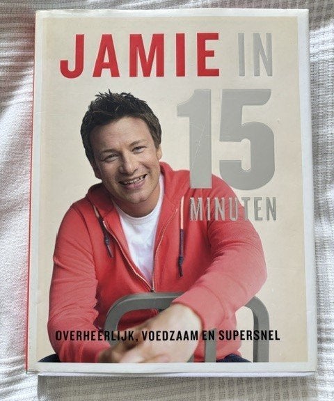Jamie in 15 minuten - kookboek, Boeken, Ophalen of Verzenden, Zo goed als nieuw, Jamie Oliver, Overige gebieden
