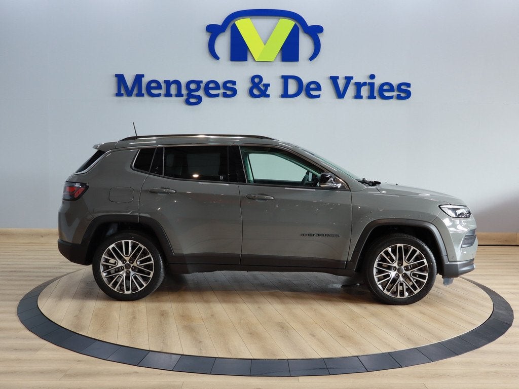 Jeep Compass 4xe 190 Plug-in Hybrid Electric Limited Lease E, Auto's, Jeep, Automaat, 12 maanden, 4 cilinders, Leder en Stof