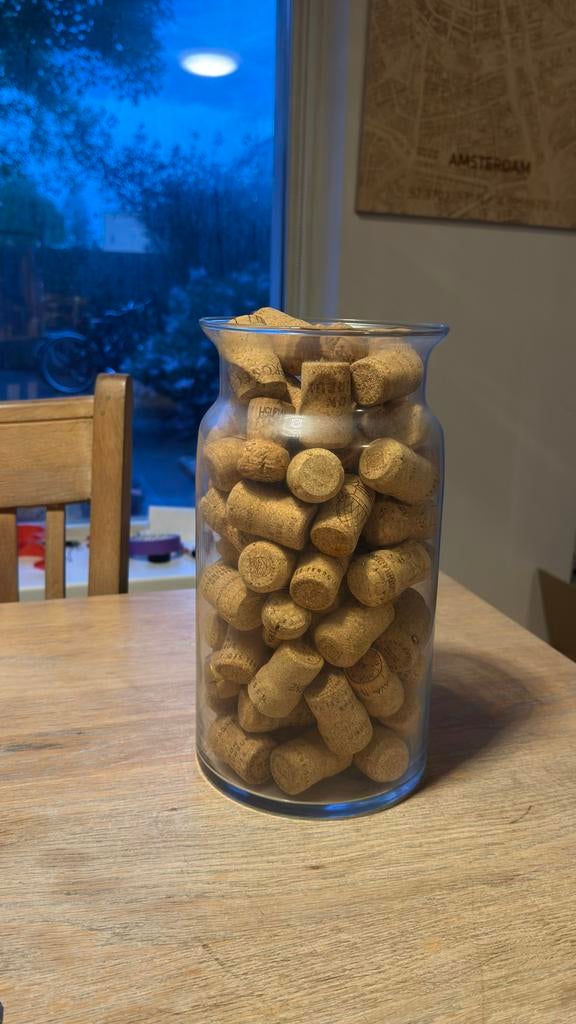 Glazen pot met kurken - Decoratief en veelzijdig, Huis en Inrichting, Woonaccessoires | Etagères, Ophalen of Verzenden, Zo goed als nieuw