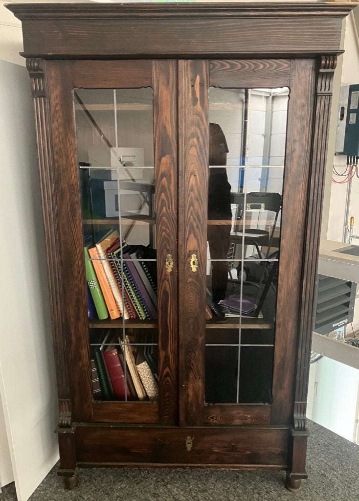 Antieke vintage houten kast, Ophalen