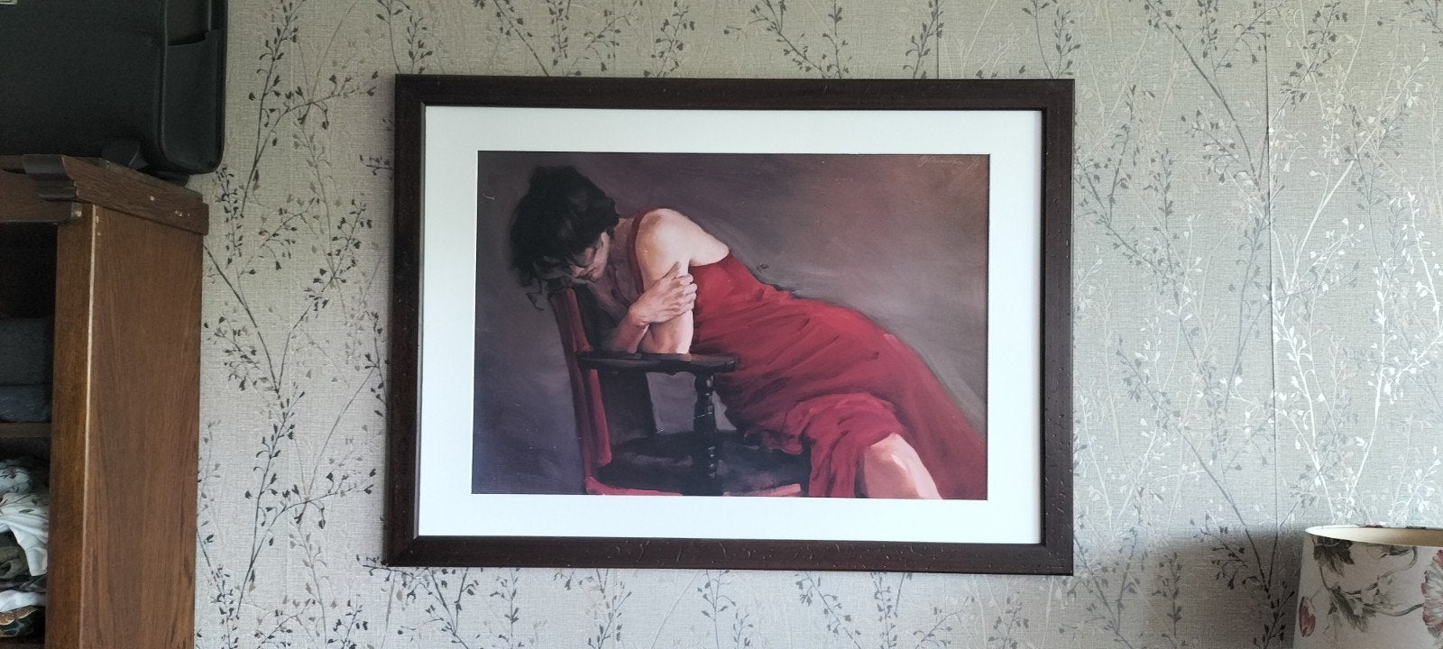 Schilderij: Vrouw in rode jurk, ingelijst, Antiek en Kunst, Kunst | Schilderijen | Klassiek, Doek, Portret of Personen, Realistisch
