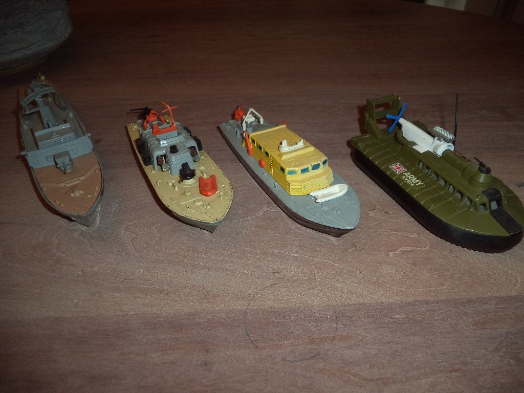 Dinky Toys : 290, 678,675,671 zeevaartuigen, Ophalen of Verzenden