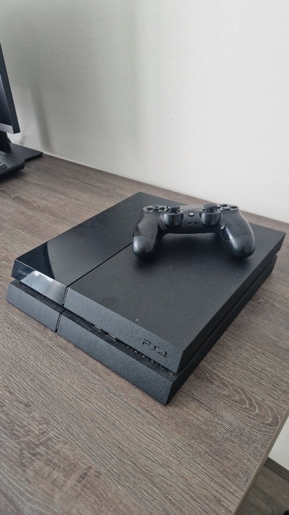 PS4 + 5 spellen, Spelcomputers en Games, Spelcomputers | Sony PlayStation 4, Gebruikt, Original, Met 1 controller, Met games, Ophalen
