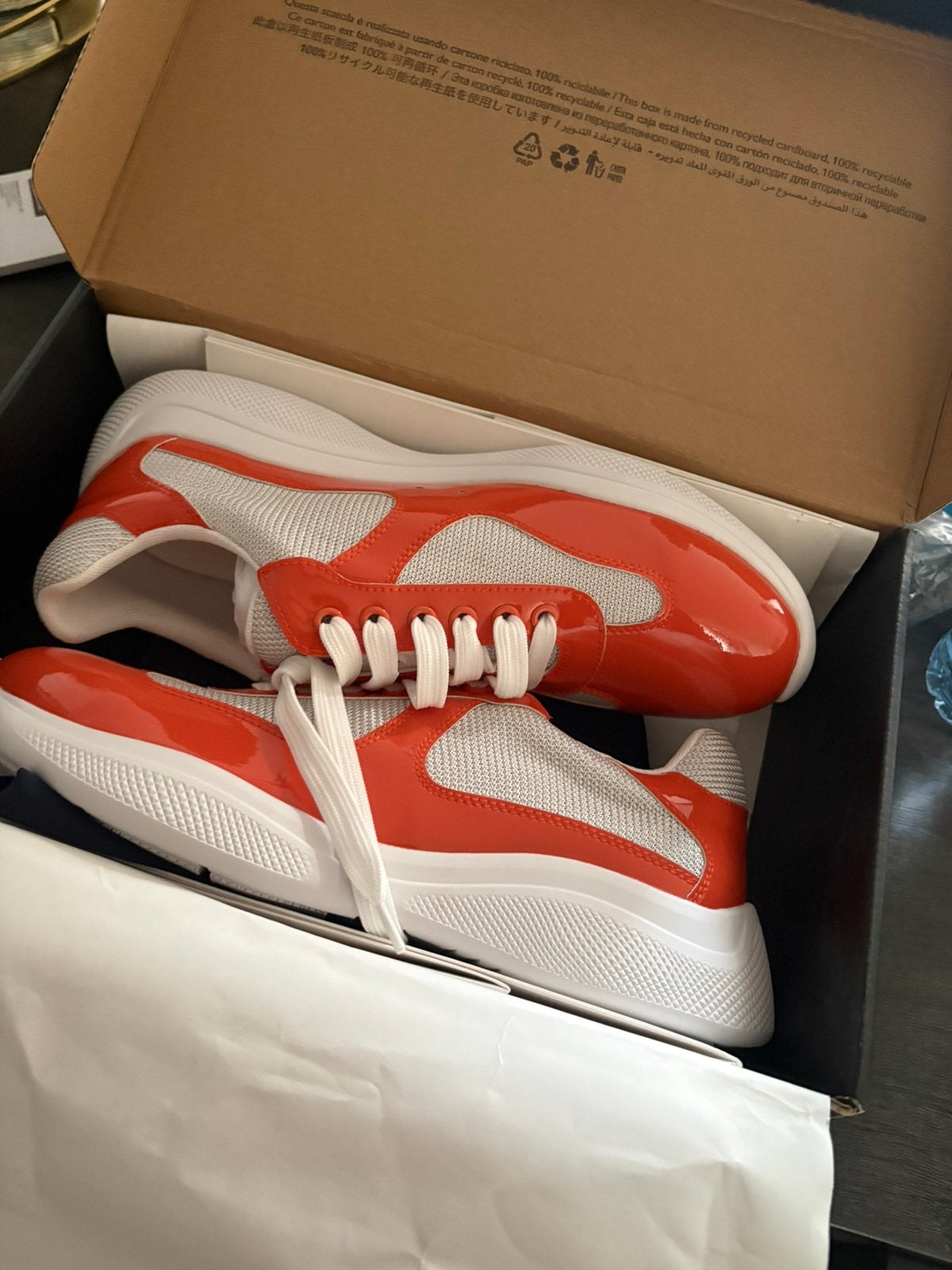 Prada cups oranje 41, Kleding | Heren, Schoenen, Ophalen of Verzenden, Zo goed als nieuw, Overige kleuren