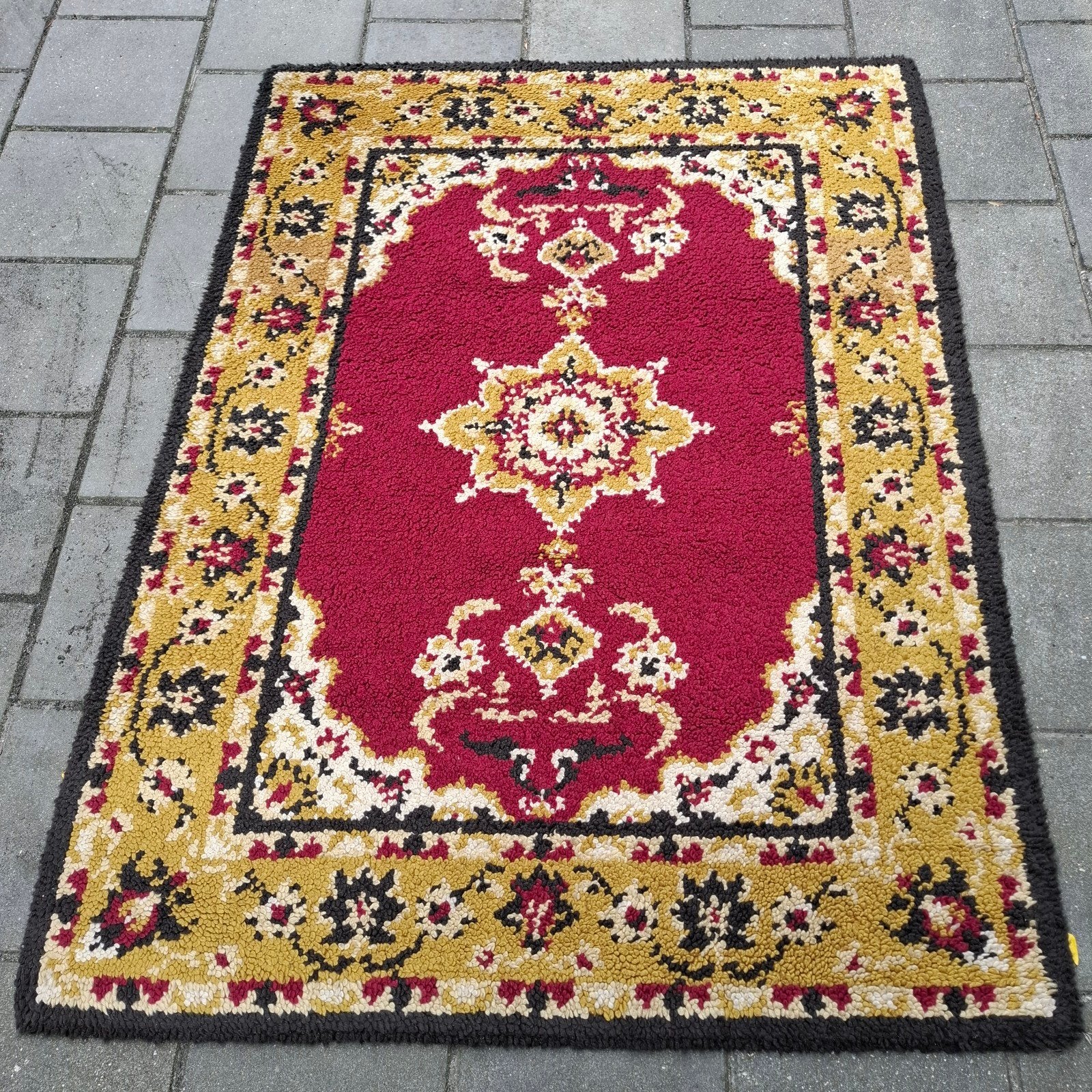 vintage handgeknoopt wollen tapijt 162x118 cm, Gebruikt, 100 tot 150 cm, Verzenden, Crème
