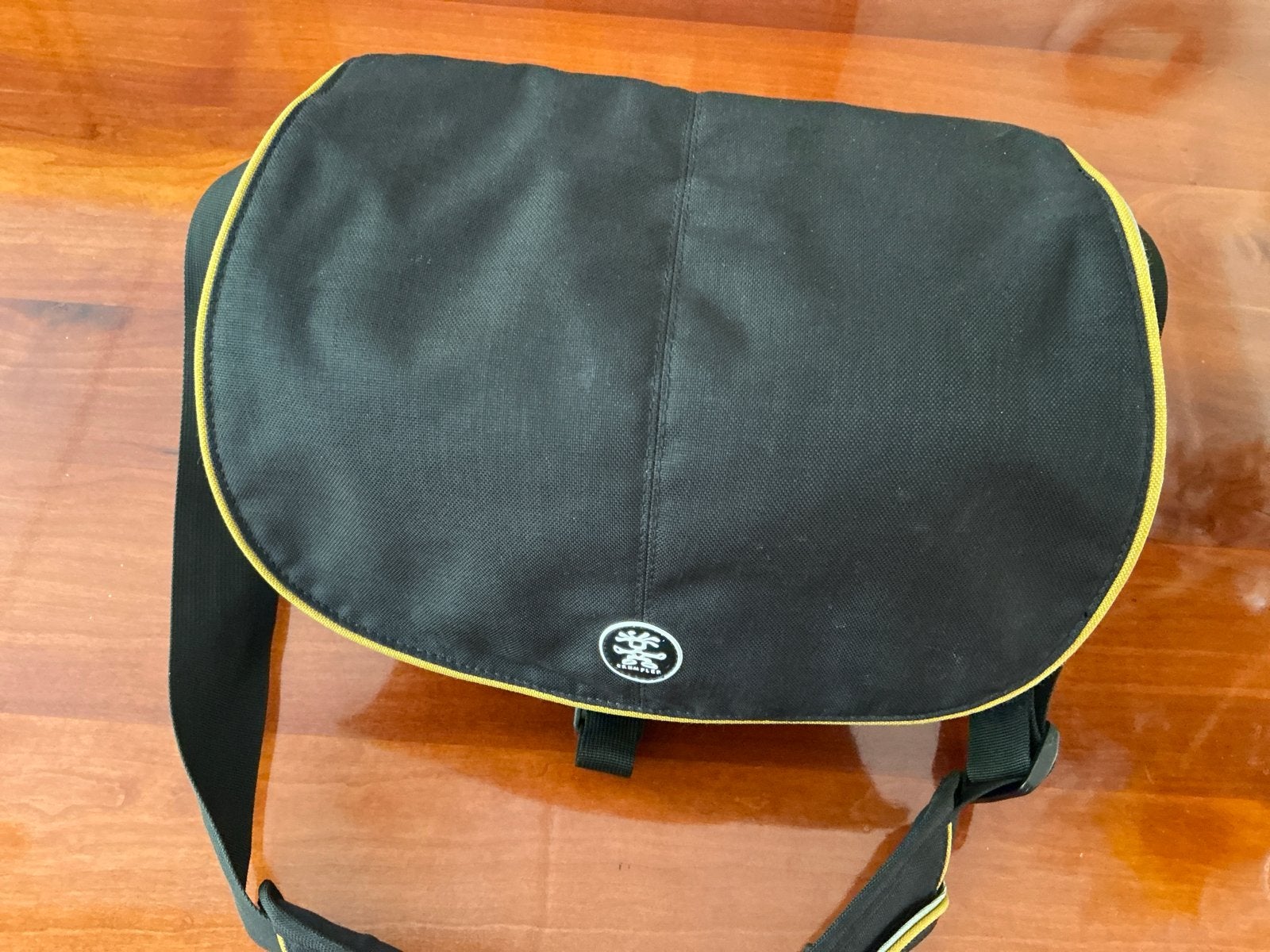 Crumpler Muffin Top 5500 Cameratas - Zwart/Geel, Gevoerd, Ophalen of Verzenden, Zo goed als nieuw, Zwart