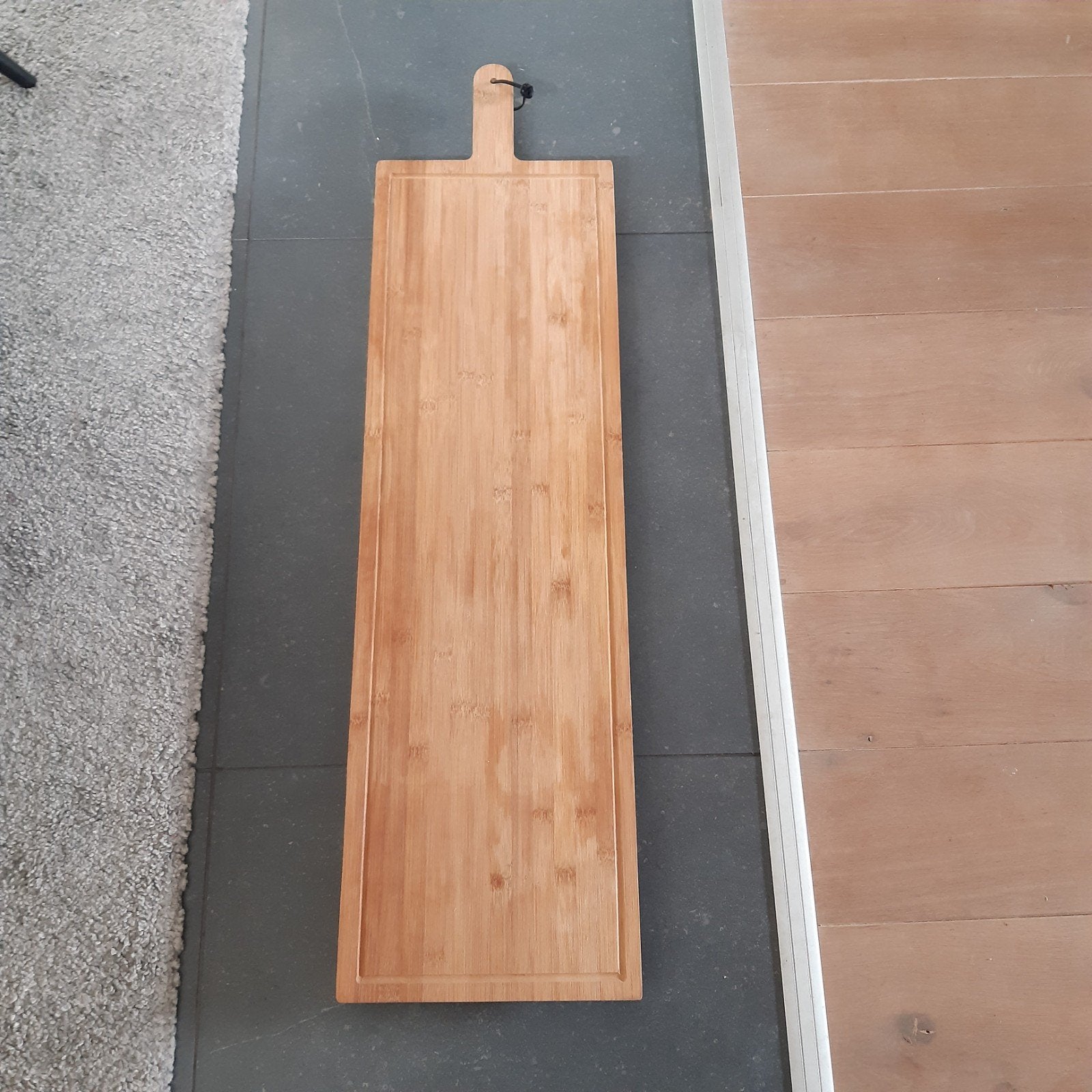 Grote borrelplank, Ophalen, Hout