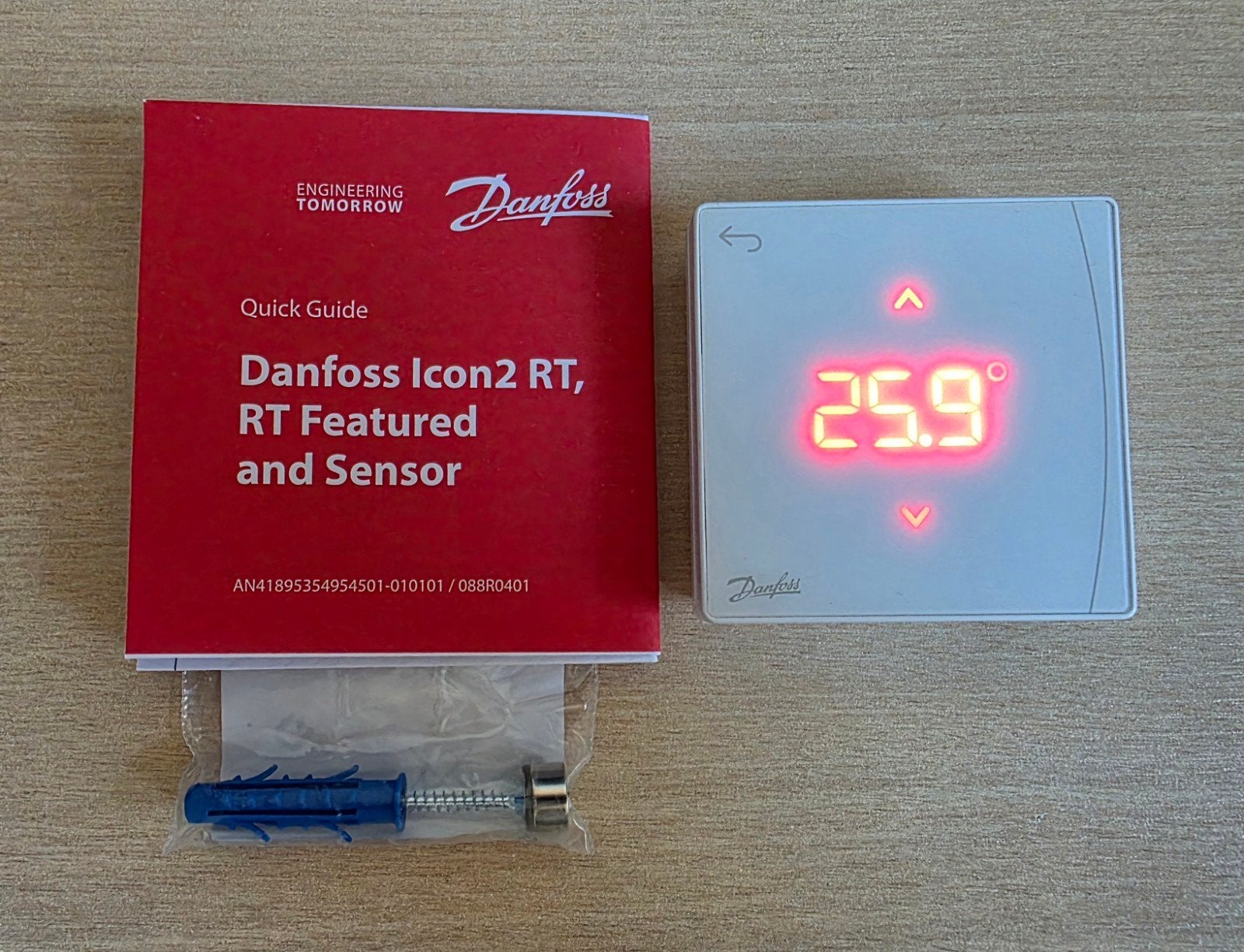 Danfoss Icon2 RT 088U2121, Ophalen of Verzenden, Slimme thermostaat, Gebruikt