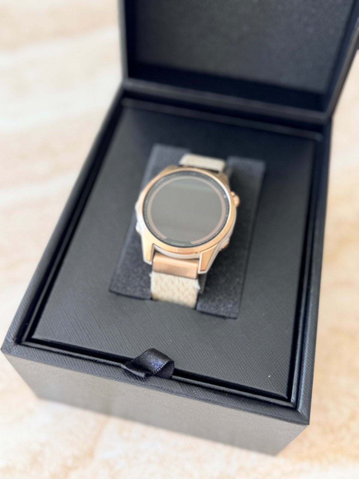 Garmin Fenix 7S Sapphire Solar – Rose Gold / Light Sand., Sieraden, Tassen en Uiterlijk, Smartwatches, Conditie, IOS, Ophalen of Verzenden