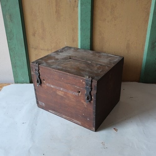 Kist collecte 30,5 x 25 x 22,5 cm origineel plat bruiloft, Huis en Inrichting, Minder dan 50 cm, Gebruikt, Minder dan 50 cm, Ophalen of Verzenden