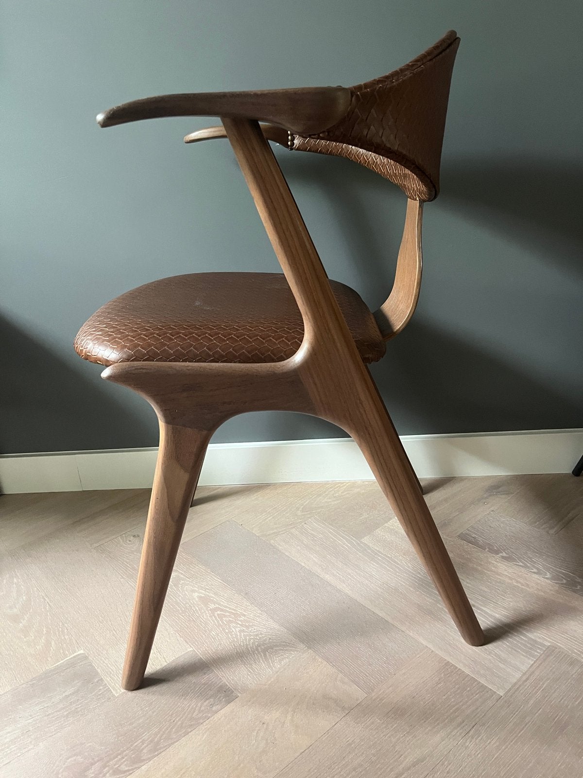 Louis van Teeffelen koehoorn stoelen, Huis en Inrichting, Stoelen, Ophalen, Zo goed als nieuw, Bruin, Twee
