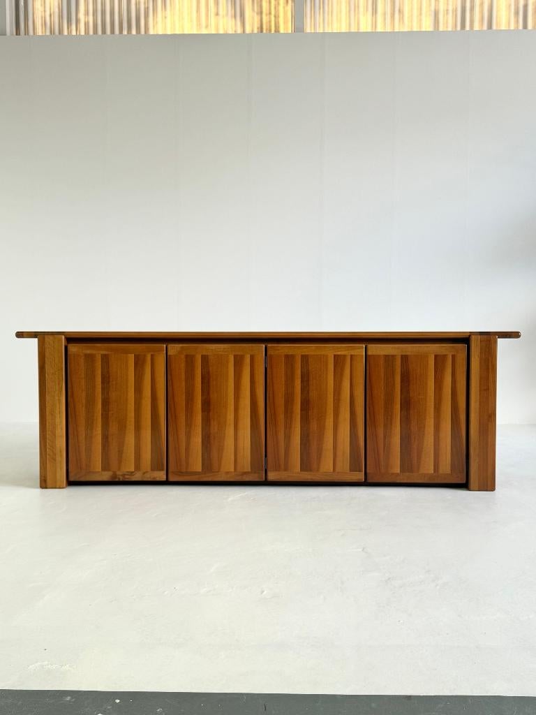 Italiaans Marengo dressoir van Tarcisio Colzani Mobilgirgi, Ophalen, Met deur(en), -, -
