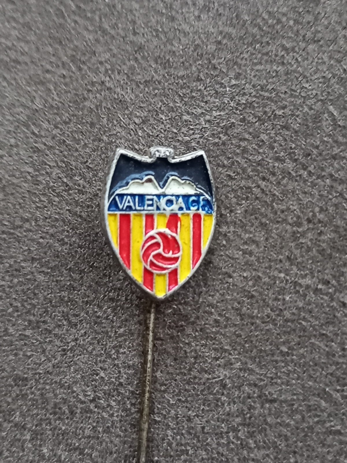Speldje Valencia C.F  (Spaanse voetbalclub), Verzamelen, Ophalen of Verzenden, Gebruikt