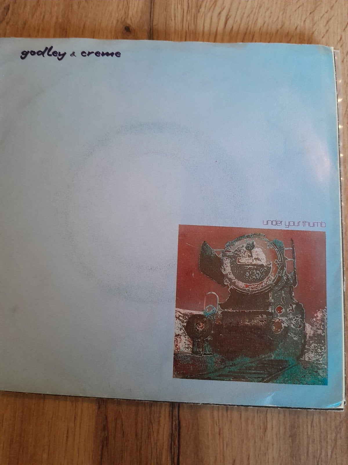 godley & creme 7inch under your thumb, Ophalen of Verzenden, Zo goed als nieuw, Pop