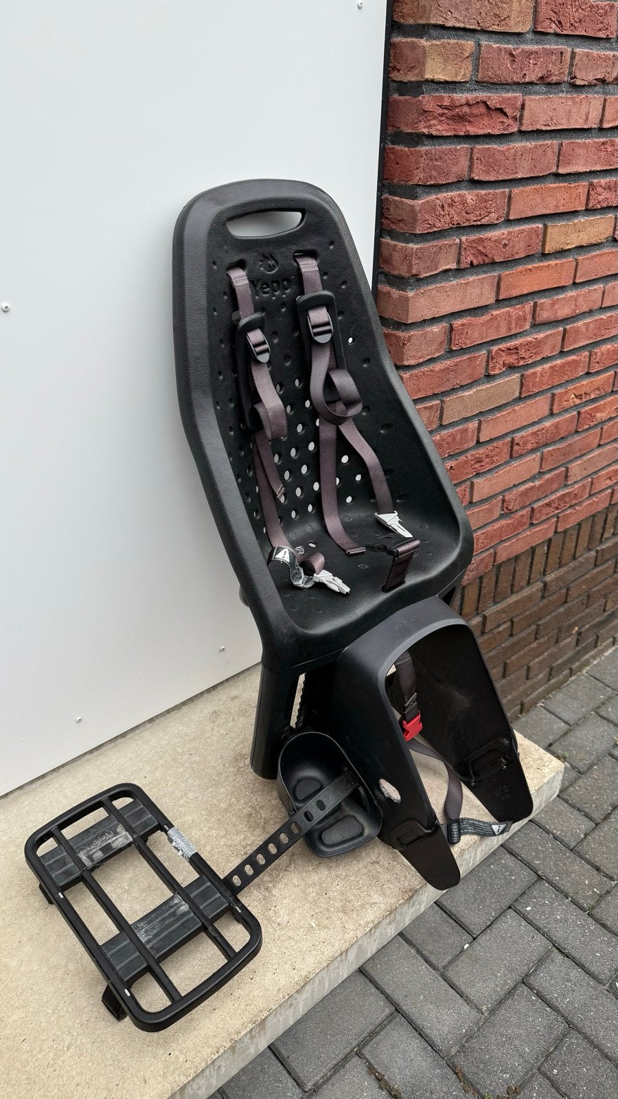 Yepp Achterzitje Zwart + beugel, Fietsen en Brommers, Fietsaccessoires | Fietsstoeltjes, Achterzitje, Ophalen, 15 t/m 25 kg, Gebruikt