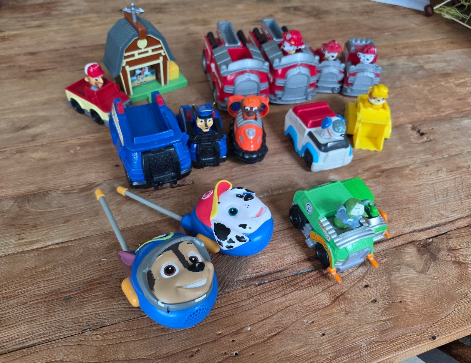 Paw Patrol speelgoed set - voertuigen en figuren, Ophalen of Verzenden, Gebruikt, Jongen of Meisje
