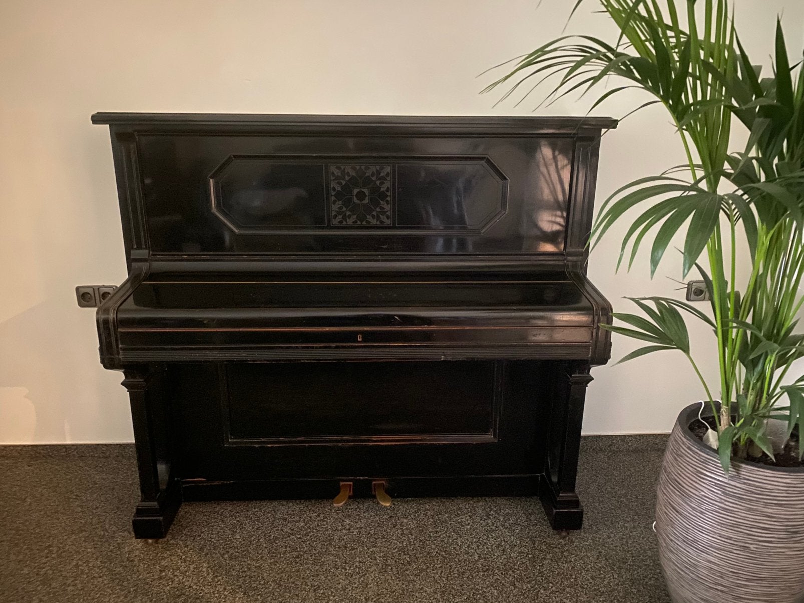 Vintage piano van het merk Ibach in goede staat, Muziek en Instrumenten, Ophalen, Gebruikt, Zwart, Piano