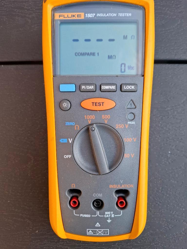 Fluke 1507 Isolatieweerstandstester, Doe-het-zelf en Verbouw, Meetapparatuur, Ophalen of Verzenden, Zo goed als nieuw, Overige meters