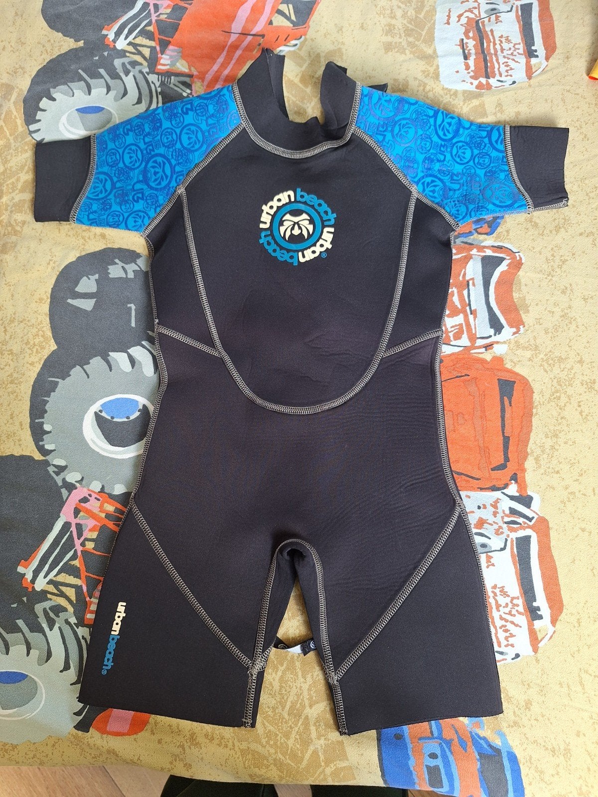 Urban Beach Shorty Wetsuit 3mm voor kind 6/7 jaar, Watersport en Boten, Ophalen of Verzenden, Gebruikt, Kind, Urban beach