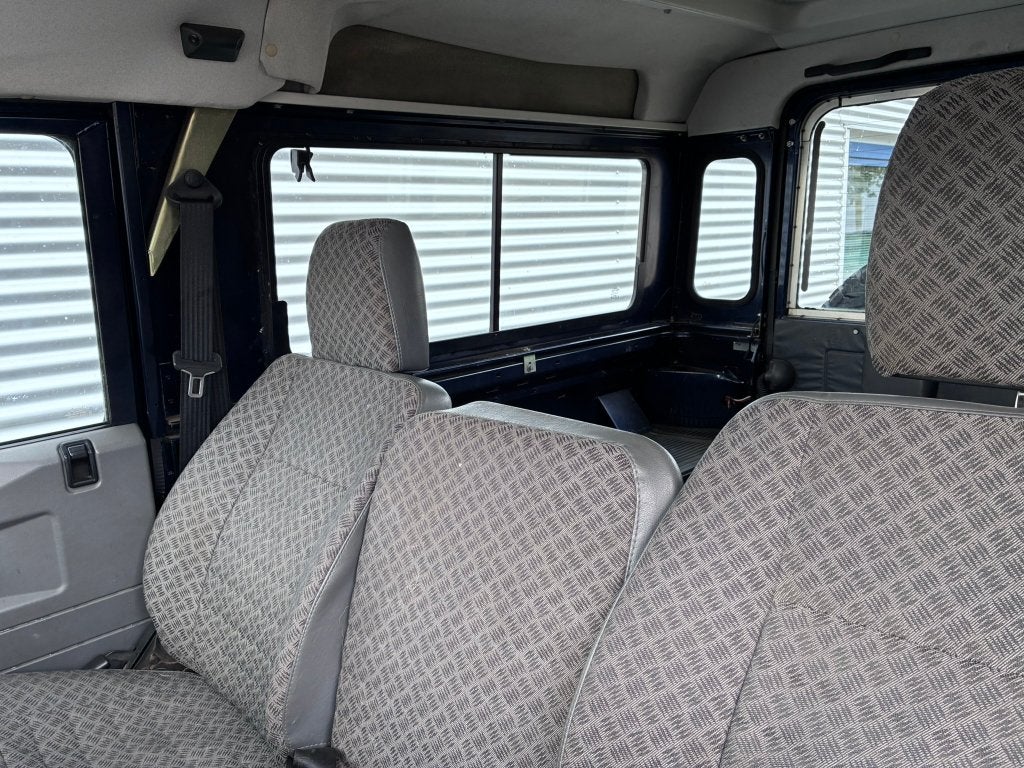 Land Rover Defender 90 Td5 County Hard Top/ Youngtimer, foto 12