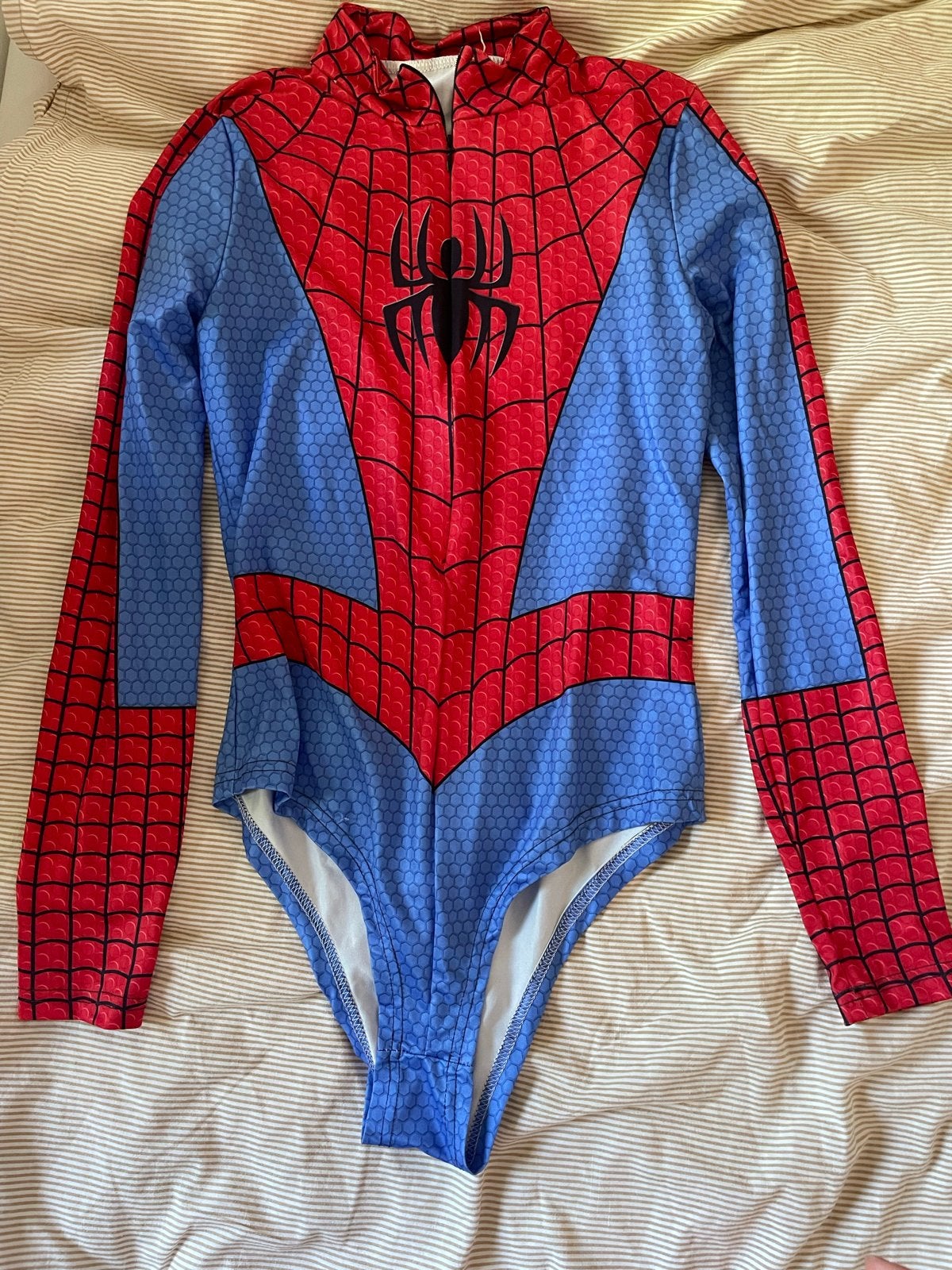 Spiderman Bodysuit met Rood Loavies Rokje - Maat S/XS, Ophalen of Verzenden, Overige thema's, Kleding, Maat 36 (S)